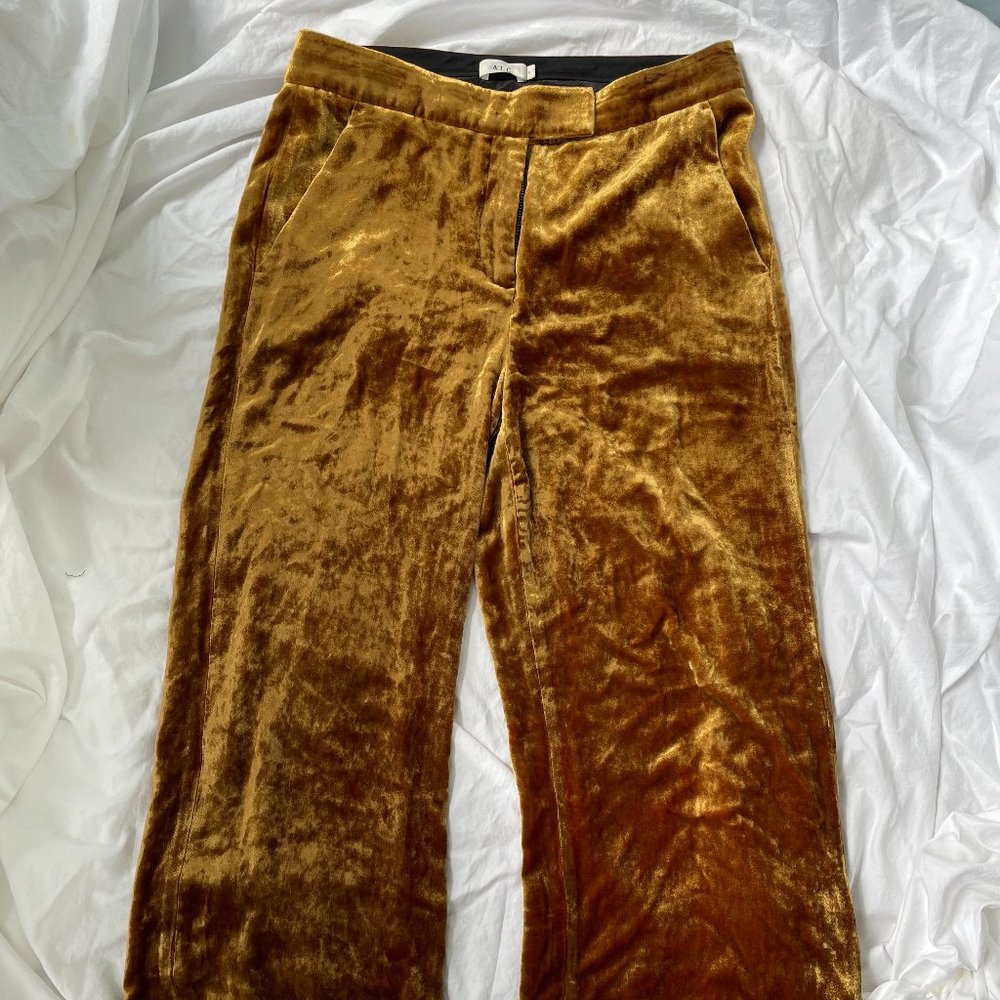 A.L.C. Robbie High-Waist Cropped Wide-Leg Velvet Trousers in Gold Size 6